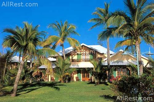 Le Pavillons Hotel 2